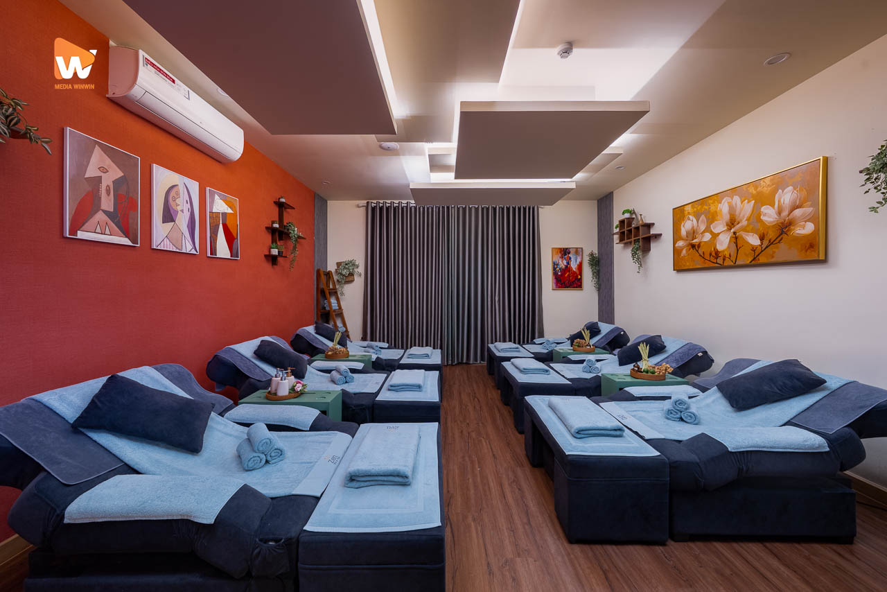 Chụp ảnh phòng trị liệu nhiều giường tại spa Zen Spa & Tea - Media WinWin